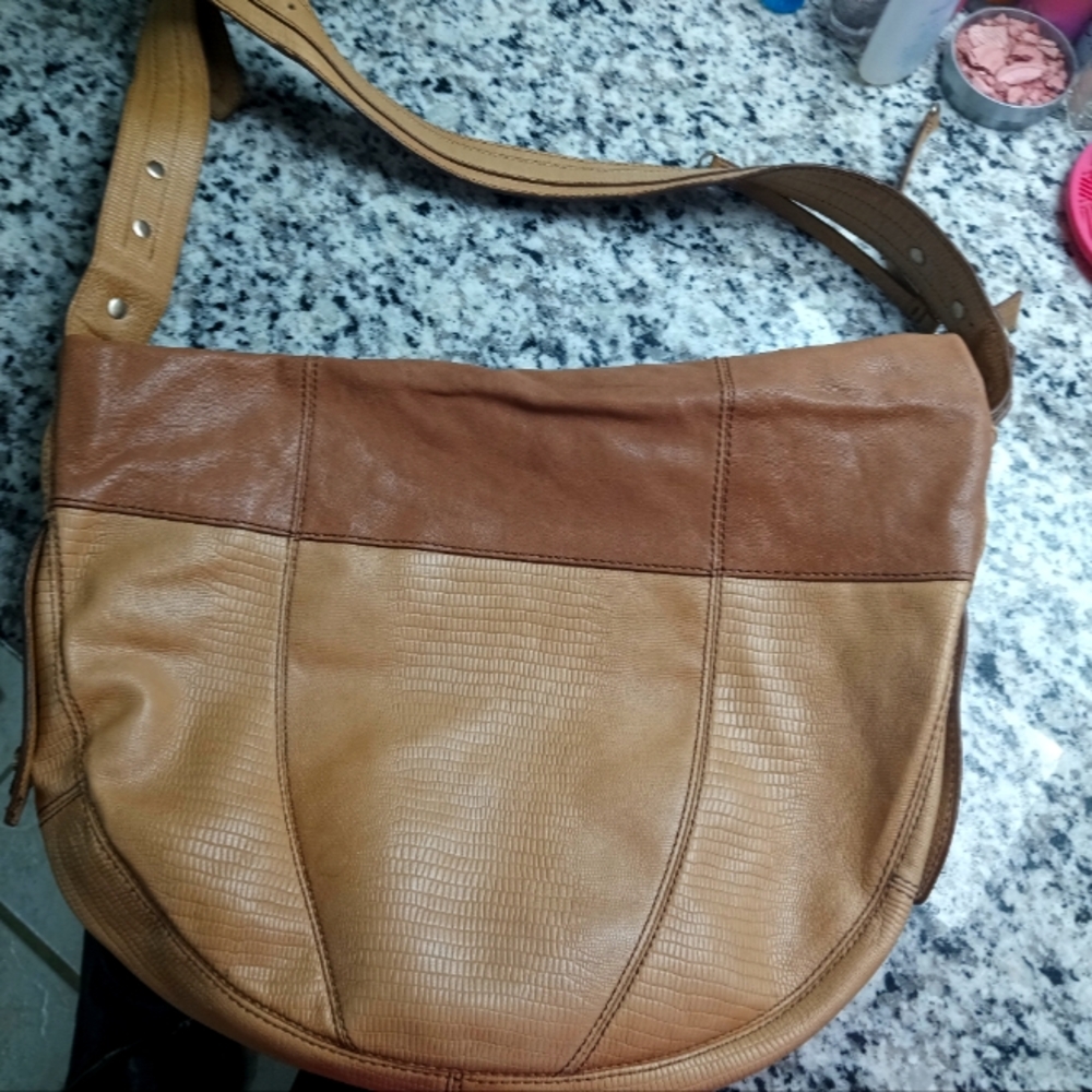 Bcbgmaxazria shoulder purse